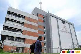 We did not find results for: Foto Melihat Reaktor Nuklir Di Batan Serpong Merdeka Com