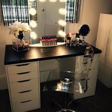 Black And White Makeup Vanity Ideas Impressions Vanity Black On White Beauty Room Beauty Room Vanity Makeup Rooms