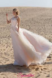 Per alcune persone, un matrimonio perfetto è un mito, una favola, una leggenda o una falsa speranza. Vendita Vestiti Da Sposa Per Spiaggia E Magazzino