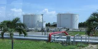 Penampakan terkini kilang minyak pertamina terbakar di indramayu. T1b8dnokilzqlm