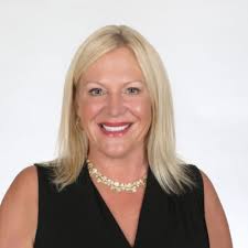 Kelly Grasso's Instagram, Twitter & Facebook