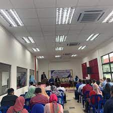 Check spelling or type a new query. Photos At Kolej Vokasional Shah Alam 3 Tips From 796 Visitors