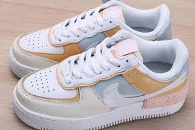 Pin By Ish On Shoes In 2020 Trendy Shoes Nike Shoes Air Force Nike Air Shoes