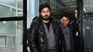 Zarrab's chauffeur, turgut harpani, was arrested by the turkish customs protection agency during his trip to russia from turkey in 2011 for carrying $150. Reza Zarrab Zahlte Im Us Gefangnis 45000 Dollar Schmiergeld Nex24 News
