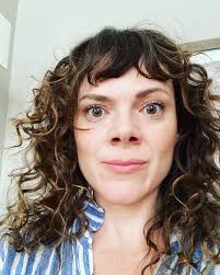 About — Rachel Bonds