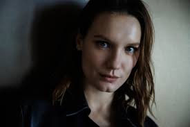 フランスの若者たちはもはやポルノなどのセックス表現に喜びを感じません | 著名人 | LEON レオン オフィシャルWebサイト