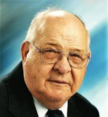 Wallace R. Day Obituary