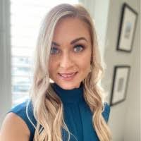 Elinor Jones's Instagram, Twitter & Facebook