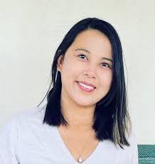 Sheila Solano's Instagram, Twitter & Facebook