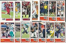 La temporada de la nfl está a punto de comenzar y lo más importante es llegar con todos los deberes hechos. Amazon Com 2019 Panini Score Football New England Patriots Team Set 14 Cards W Drafted Rookies Super Bowl Champions Tom Brady Coleccionables Deportivos