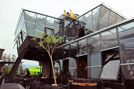 Takigawa Meatbar In The Sky Bandung Indonesia You Can Have 360 Degree View Of Bandung From This Restaurant Bandung Sky Indonesia