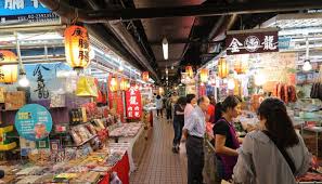 新建的市場就在我家附近。 msc, trad.新建的市场就在我家附近。 msc, simp. xīn jiàn de shìchǎng jiù zài wǒ jiā fùjìn. å°ˆé¡Œ å—é–€å¸‚å ´èžåå—åŒ—è²¨èˆ‡ç‰¹è‰²æ–™ç†æœ‰é­…åŠ› èŠ‹å‚³åª'taronews