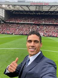 I know im joining a squad full. Raphael Varane Wird Die Nr 19 Bei Manchester United Tragen Nur Fussball