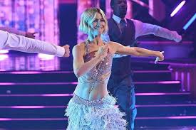 Julianne Hough strips down during 'DWTS' for surprise dance