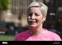 Taylor Bardell's Instagram, Twitter & Facebook