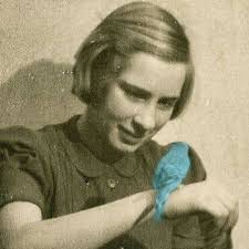 Eva Schloss (@evageiringerschloss) • Facebook