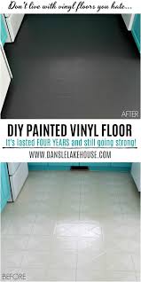 How To Paint A Vinyl Floor Diy Painted Floors Dans Le Lakehouse In 2020 Vinyl Flooring Diy Painted Floors Diy Flooring