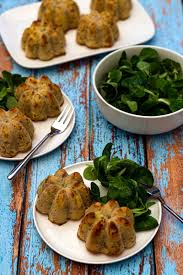 Gateau Aux Pommes De Terre Et Thon Amandine Cooking En 2020 Recettes De Cuisine Recette A Base De Thon Recette