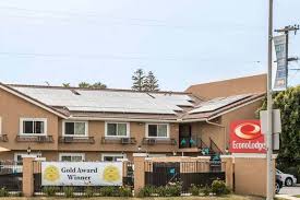 The north coast of california is the region in northern california that lies on the pacific coast between san francisco bay and the oregon b. Econo Lodge Encinitas Moonlight Beach Encinitas Ca 410 North Coast Highway 101 92024