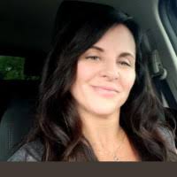 Abby Bray's Instagram, Twitter & Facebook