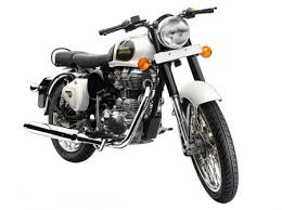 Best ceat tyres for royal enfield classic 350 ceat offers some excellent tube and tubeless bike tyre options for the front and rear tyres of the royal enfield classic. Royal Enfield Classic 350 Price Mileage Review Specs Features Models Drivespark