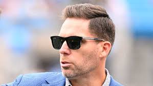 Reds fire manager David Bell after 6 seasons, name bench coach Freddie  Benavides interim manager