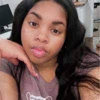 Arneshia Jones's Instagram, Twitter & Facebook