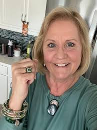 Beth Warner, Media, PA Pennsylvania currently in Port St Lucie, FL USA