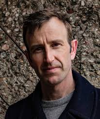 Holloway: Amazon.co.uk: Richards, Dan, Macfarlane, Robert, Donwood,  Stanley: 9780571302710: Books