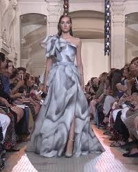 Elie Saab Look 44 Autumn Winter 2018 2019 Couture Collection Video Glamorous Dresses Prom Dress Couture Fashion Gowns