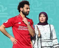 يوتيوبر سوري وزوجته يثيران الجدل بسبب حفل جنس الجنين بالأهرامات. Ù…Ø­Ù…Ø¯ ØµÙ„Ø§Ø­ Ø­Ø°Ù Ø²ÙˆØ¬ØªÙ‡ Ù„Ø£Ø¬Ù„ Ø¥ÙŠÙ…Ø§Ù† Ø§Ù„Ø¹Ø§ØµÙŠ ØµÙˆØ±Ø© Ù…Ø¬Ù„Ø© Ø§Ù„Ø¬Ø±Ø³