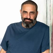 The XFL today announced that Doug Whaley, former General Manager of the  NFL's Buffalo Bills, has been named the league's Senior Vice President,  Football Operations, reporting directly to Commissioner & CEO Oliver