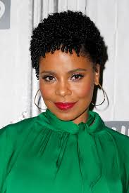 Last up is jennifer hudson, whose new short haircut is complimented by. 20 Natural Hairstyles To Wear At A Wedding