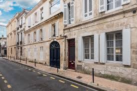 Nos annonces sont mises à jour toutes les dix minutes. Petit Immeuble Bordelais A Bordeaux Une Realisation De Martins Architecture