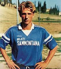 Eusebio di francesco (born 8 september, 1968 in pescara) is a former professional italian footballer, and now a football manager currently in charge with lega deutsch wikipedia. Eusebio Di Francesco Biographie Carriere Joueur Club National Directeur