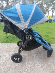 Choosing a stroller can be a minefield. Review Baby Jogger City Mini Gt Double Vs Bumbleride Indie Twin Peek At Parenting