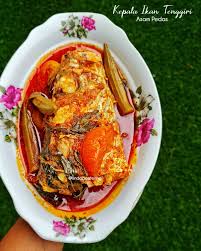 Lebih lebih lagi jika ianya dimasukkan sekali kacang bendi. Pilih 1 Antara 2 Asam Pedas Kepala Linda G Catering Facebook