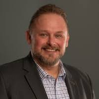 Irving Mares's Instagram, Twitter & Facebook