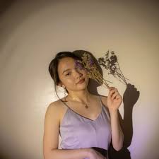 At Home Photoshoot Ideas Aesthetic Diy Tiktok Instagram Self Timer Creative Photoshoot Ideas Portrait Photography Poses Model Poses Photography Haven't uploaded any unique selfie on your instagram or other social networking sites for so long? at home photoshoot ideas aesthetic