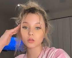 Alabama luella barker wiki/profile name/famous as alabama luella barker occupation relative born country/nationality united states birthday december 24, 2005 horoscope capricorn age 14 years old other name alabama, barker alabama luella barker net worth, biography, age, height, body measurements, family, career, income, cars, lifestyles & many more details. Alabama Luella Barker Instagram Live Stream 16 March 2020