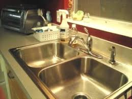 kitchen sink with apple cider vinegar