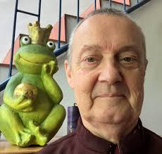 You look like a frog. For ten years myself and my assistant teacher Henry,  had the privilege to present ten day sitting and walking Vipassana retreats  at the international meditation centre in