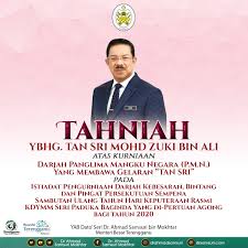 Jika mempunyai lebih dari satu darjah kebesaran negeri dadhadir dig. Facebook