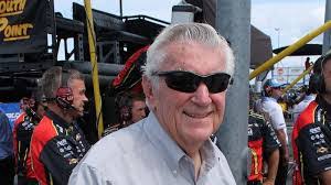 Parker Beasley's Instagram, Twitter & Facebook