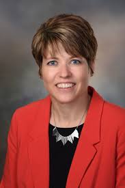 Tracy Schuster's Instagram, Twitter & Facebook