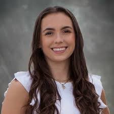 Danielle Wolfe's Instagram, Twitter & Facebook