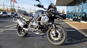 Bmw r 1250 gs adventure is powered by 1254 cc engine.this r 1250 gs adventure engine generates a power of 136 ps @ 7750 rpm and a torque of 143 nm @ 6250 the claimed mileage of r 1250 gs adventure is 14 kmpl. 2021 Bmw R1250 Gs Adventure Triple Black For Sale In Rochester Hills Mi Bmw Motorcycles Of Detroit Rochester Hills Mi 248 402 4010