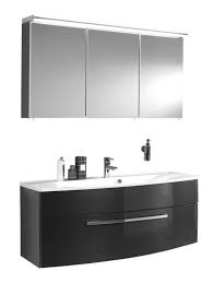 Dieses Badezimmer Ist Elegant Und Praktisch Zugleich Ihr Set Aus Spiegelschrank Waschbecken Und Unterschrank Besticht Insbeson Vanity Bathroom Double Vanity