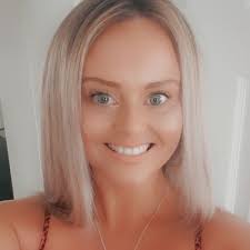 Vicky Leake (@vicky_leake)