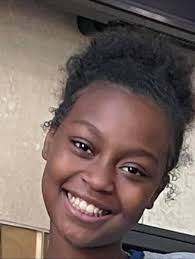 Who remembers"Hide and Seek"?🎶🎶 Two pounds of washing powder,two pounds  of soap,anyone around my base is Billy goat🎶 .